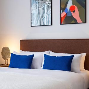 Habitación Adaptada para Personas de Movilidad Reducida con Cama King