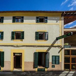 Embat - Hostel